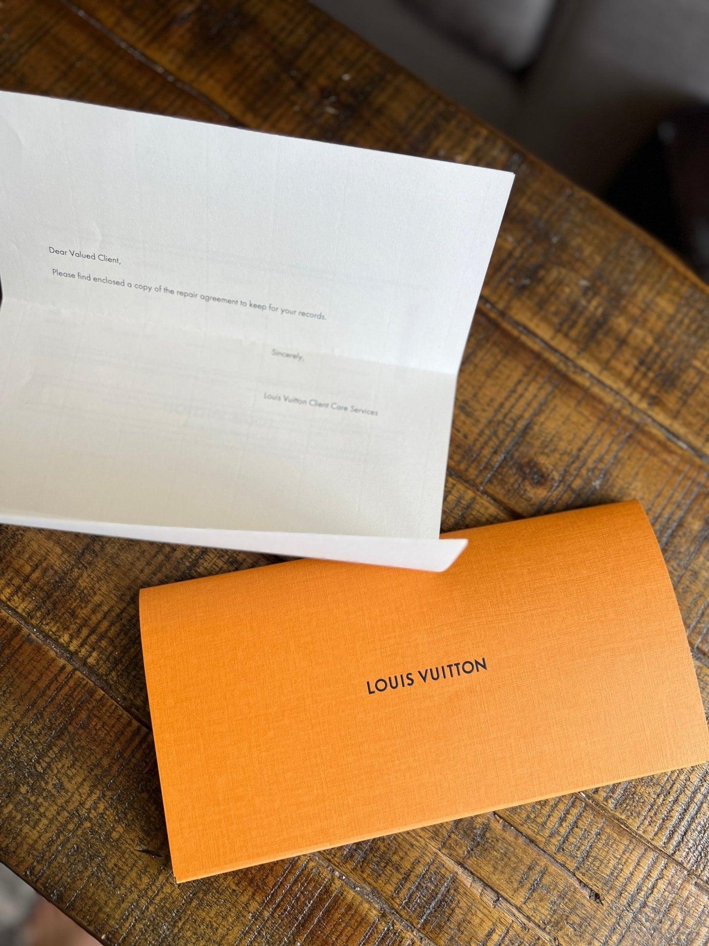 LOUIS VUITTON 2001 Looping GM - Next Door Luxury