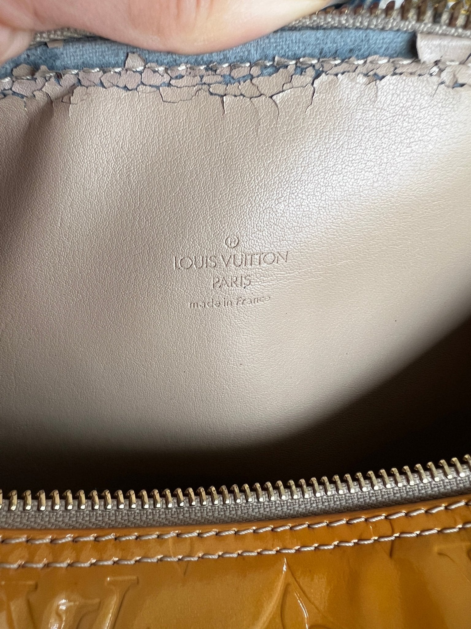 LOUIS VUITTON Monogram Vernis Bedford Bag - Next Door Luxury